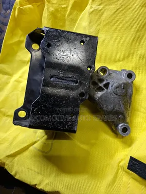 Gearbox Mount Suzuki Swift
