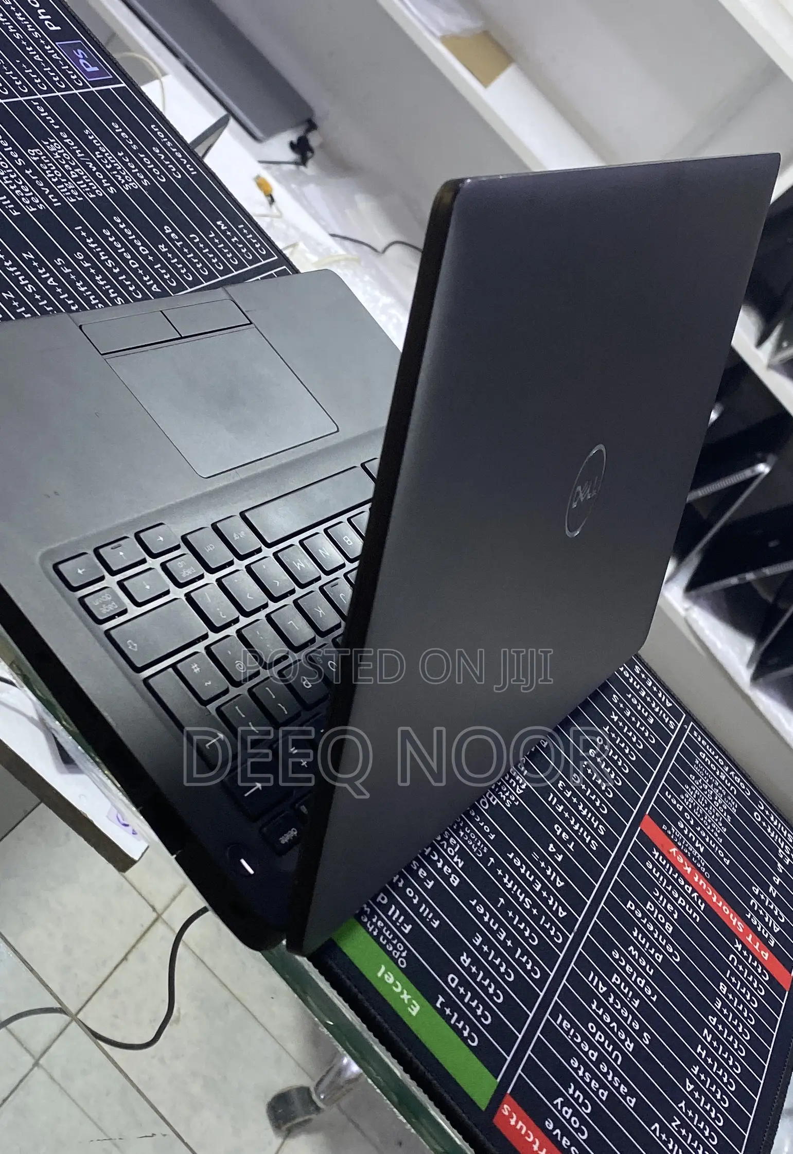 Laptop Dell Latitude 5300 8GB Intel Core i5 SSD 256GB