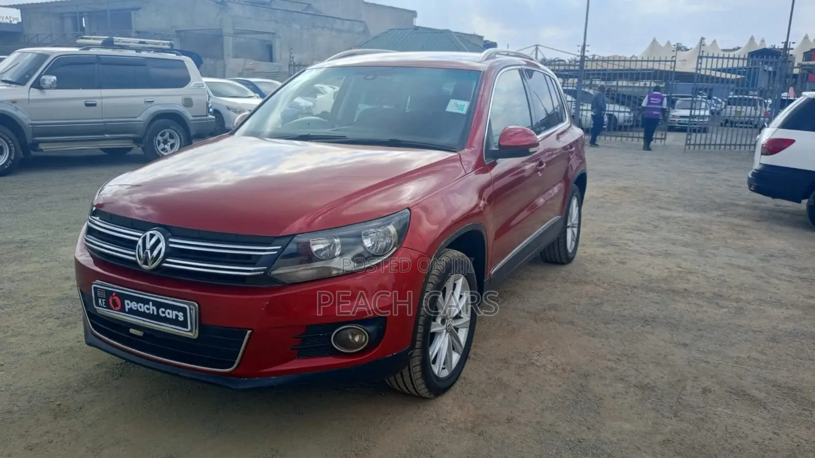 Volkswagen Tiguan 2011 Red