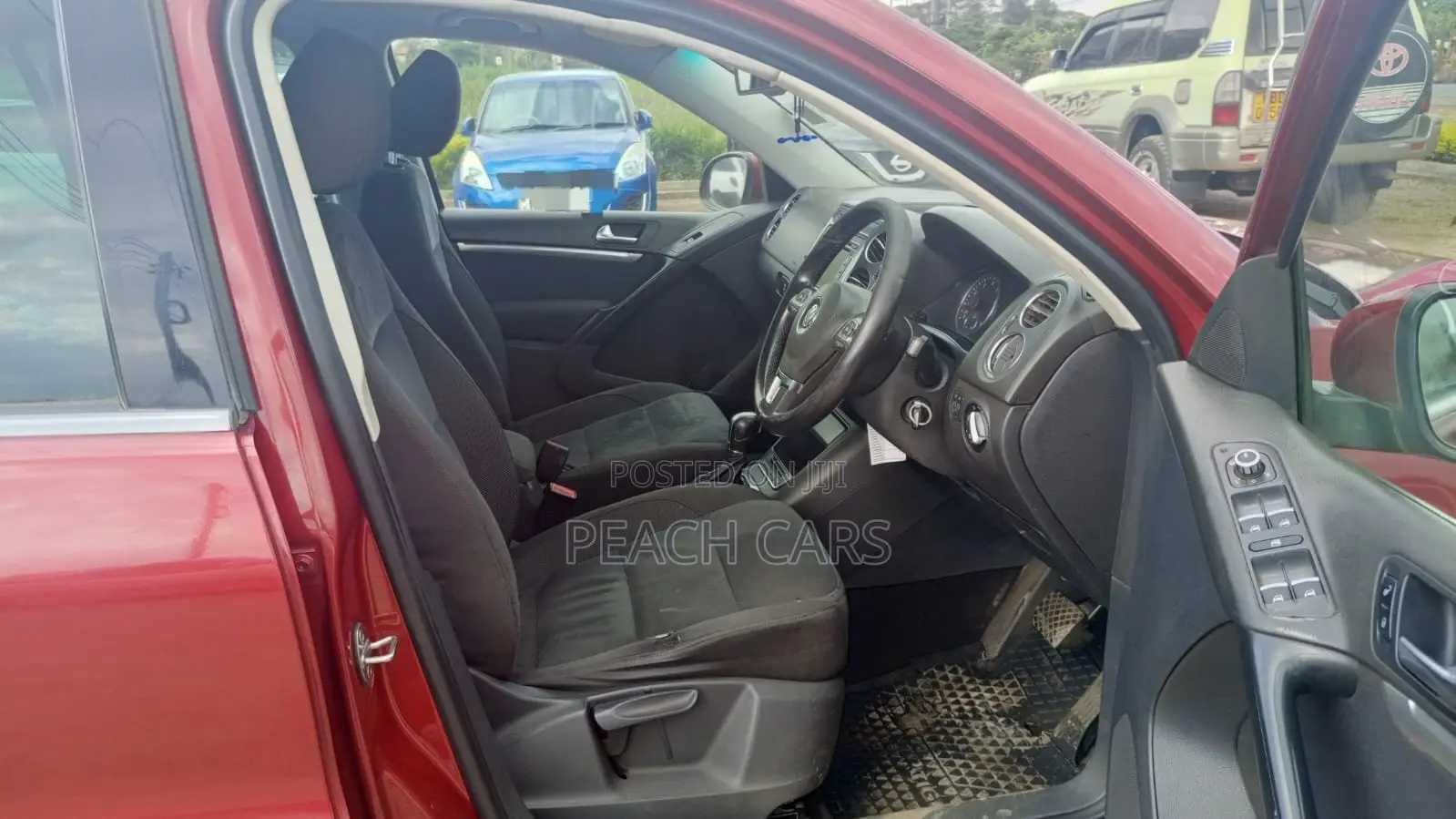 Volkswagen Tiguan 2011 Red