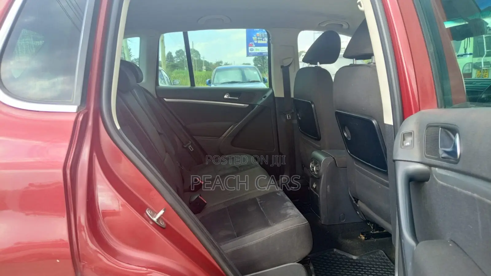 Volkswagen Tiguan 2011 Red