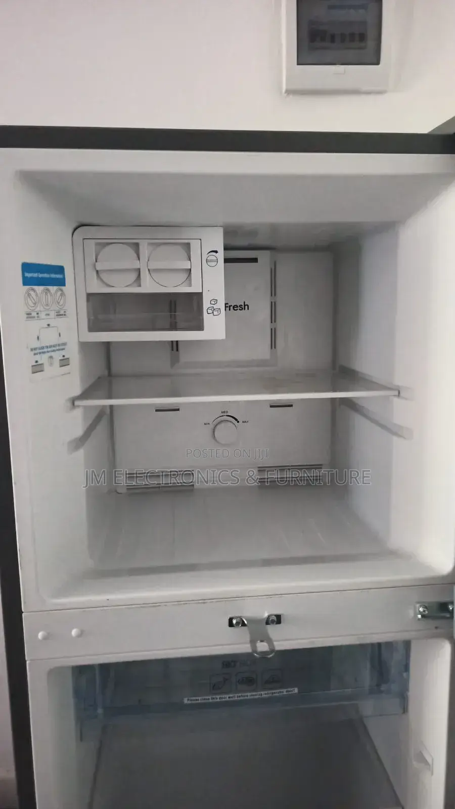 Ramtons Rf/317 No Frost 243l Double Door Fridge + Fridge Guard