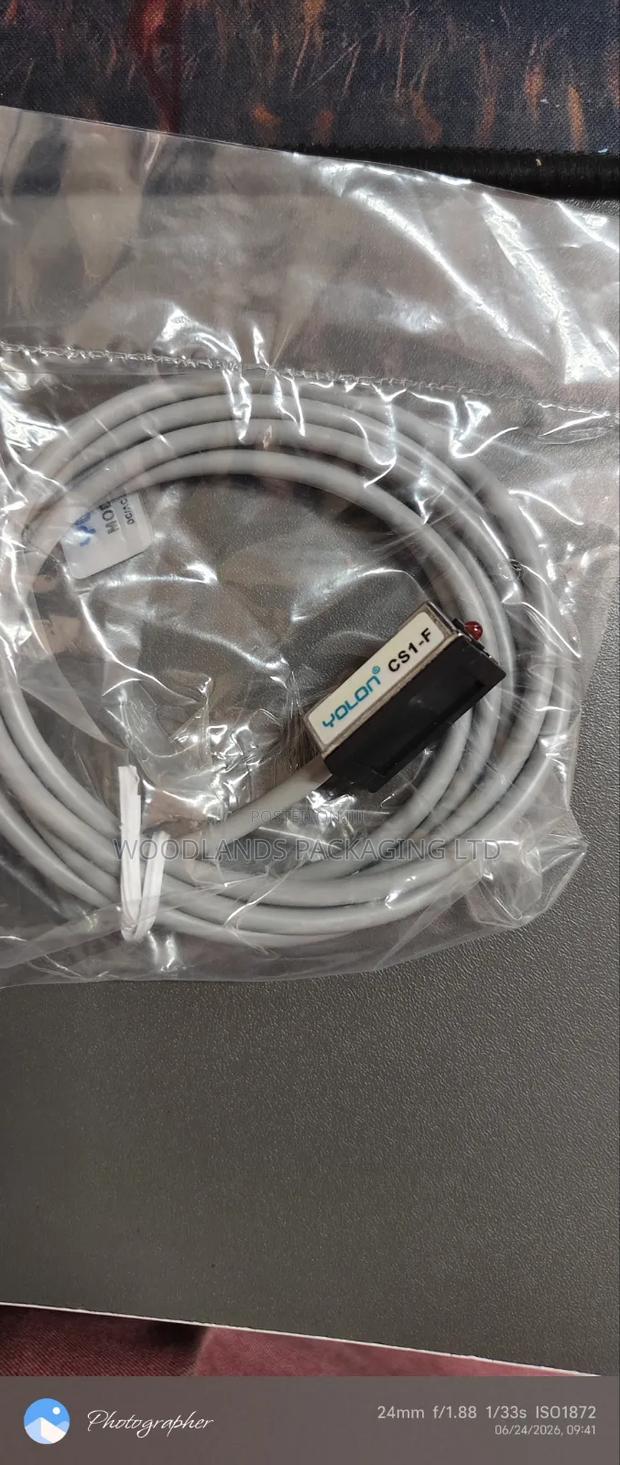 Pneumatic Cylinder Sensor Cs1-F