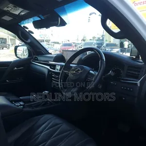 Lexus LX 570 AWD 2019 White