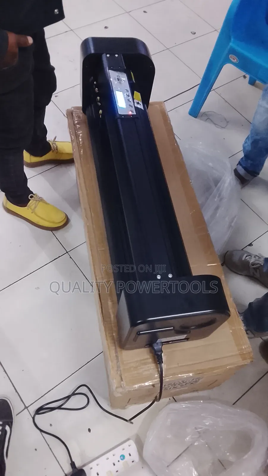 Cost Effective Vinyl Cutting Plotter