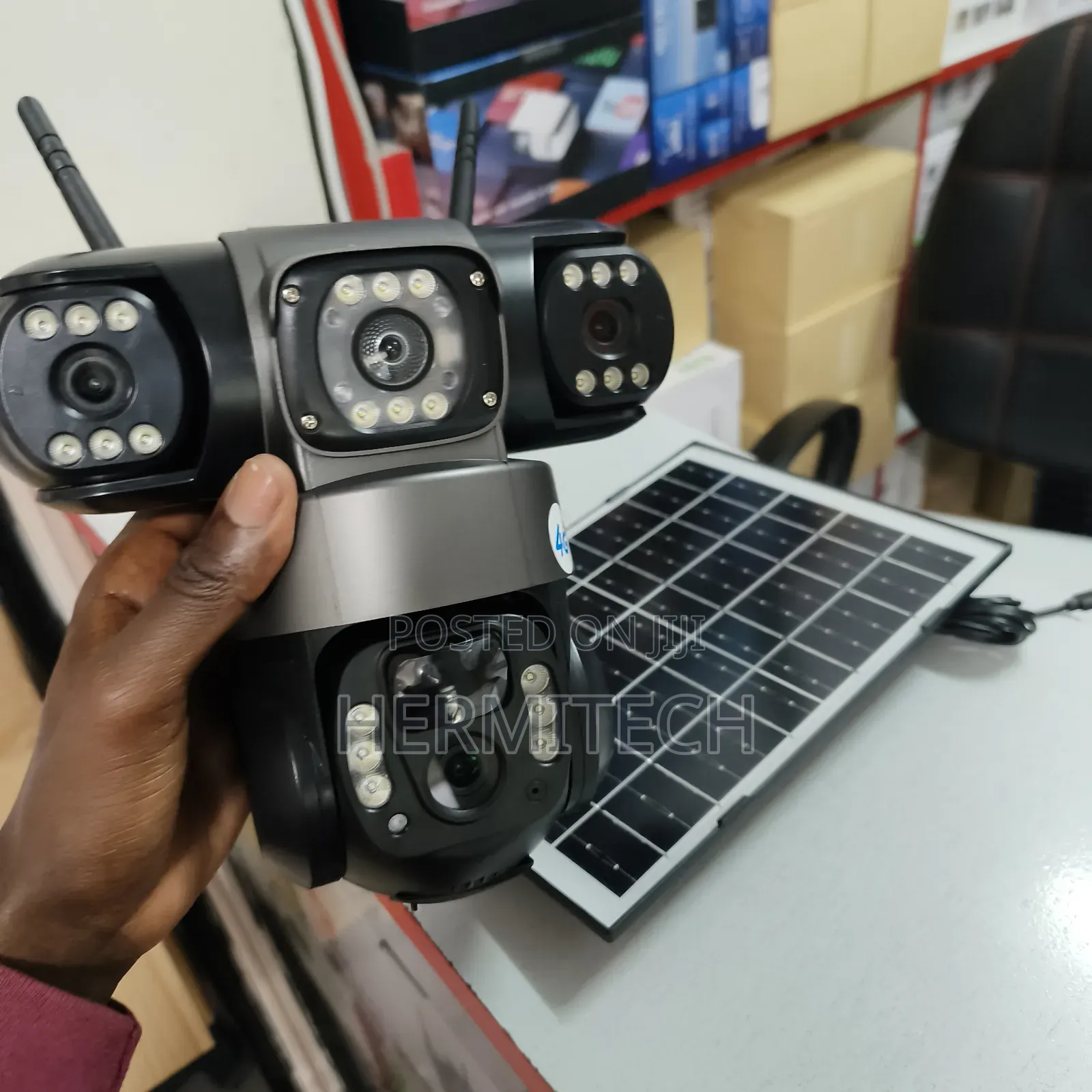 Solar Powered PTZ Triple Lens 4g Cameras for Outdoor Use