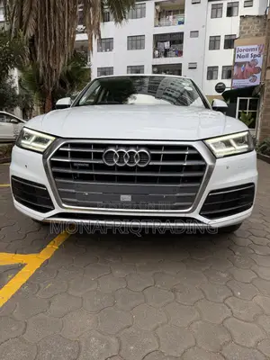 Audi Q5 2.0T Premium AWD quattro 2019 White