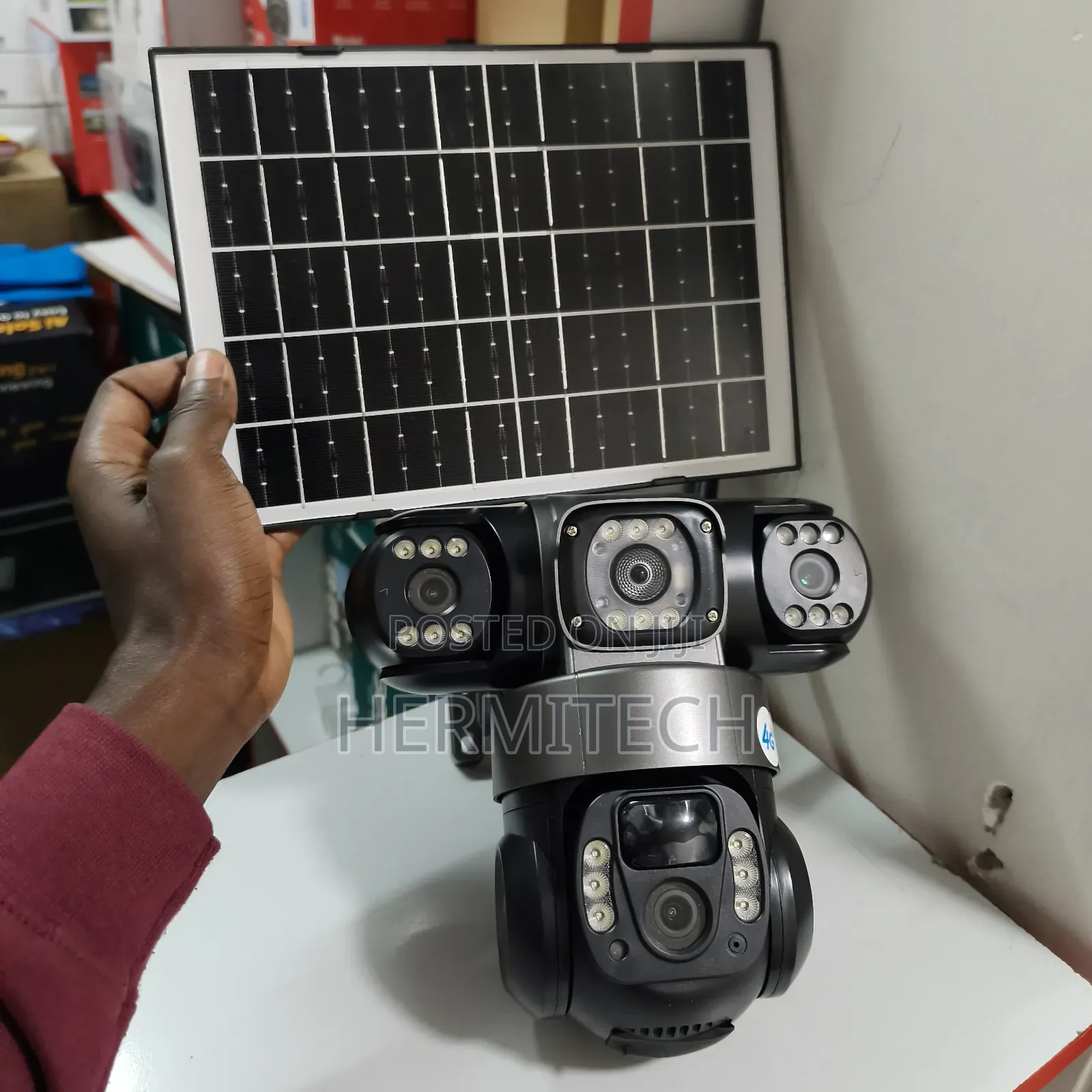 3 Lens Solar Powered PTZ CCTV 4g Security Camera