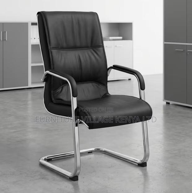 Executive Leather Waiting Seat - thumbnail 9