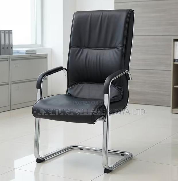Executive Leather Waiting Seat - thumbnail 10