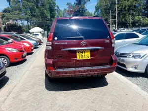 Toyota Land Cruiser Prado 2007 Red