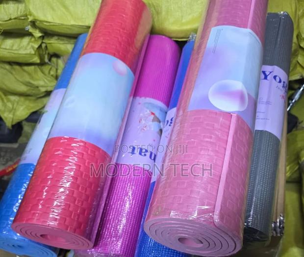 Heavy Duty 8mm Yoga Mat for Home Workouts Gym
