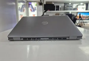 Laptop Dell Latitude 13 7350 16GB Intel Core Ultra 7 SSD 512GB