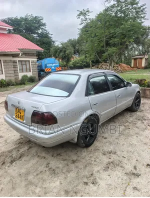 Toyota Corolla 1997 Silver