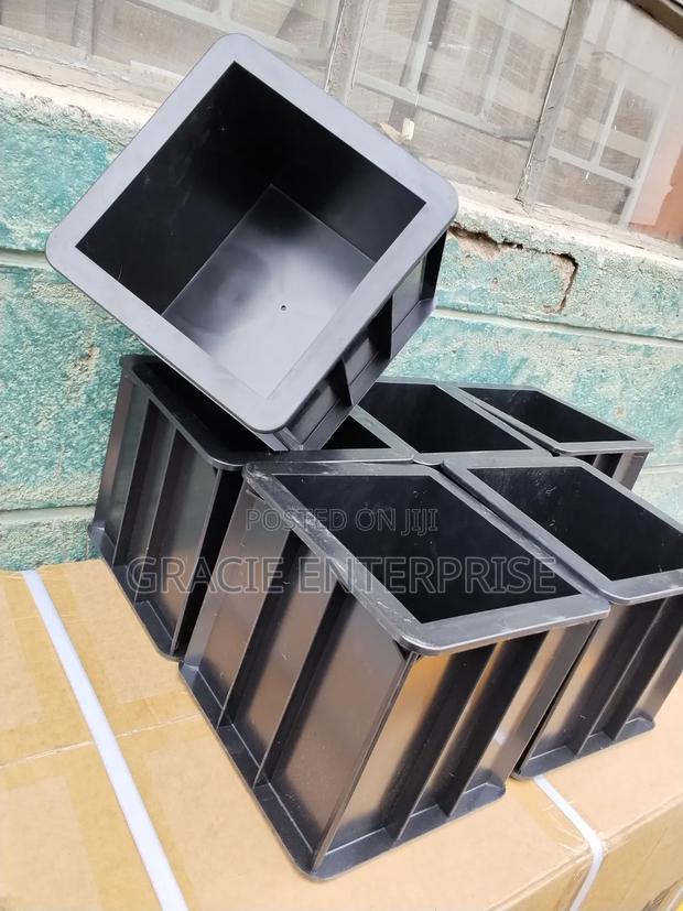 Concrete Testing Cube Moulds - main view