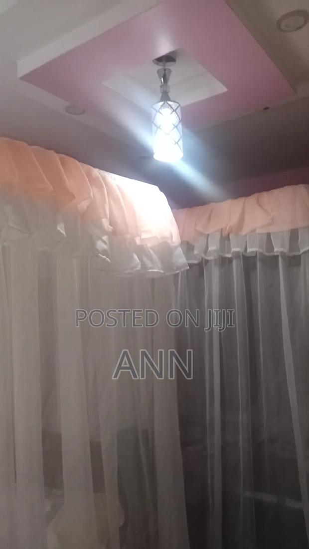 Mosquito Net on Sale - thumbnail 2