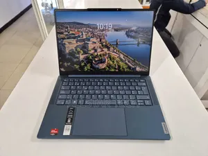 Laptop Lenovo 16GB AMD Ryzen 7 SSD 1T