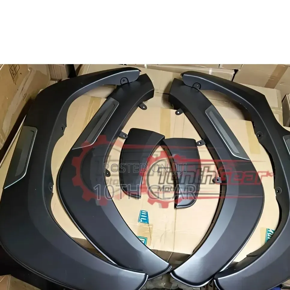 Hilux Revo Fender Flares 2020-2023 Black Silver