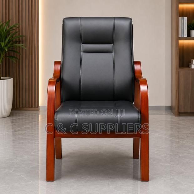 Office Bliss Leather Guest Chair.