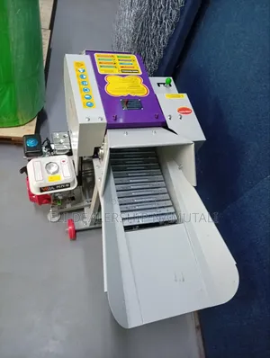 Professional Livestock Feed Processing Machine Chaff Cutter600kg/Hr