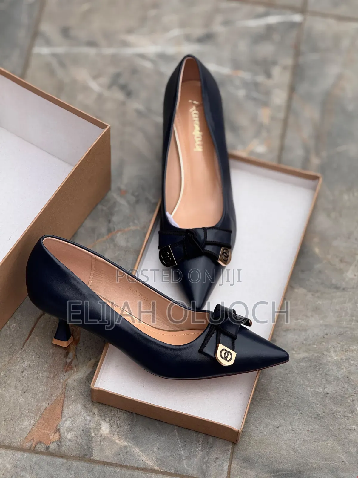 High Quality Leather (Aron Fairy) Closed Heel