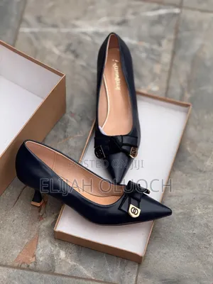 High Quality Leather (Aron Fairy) Closed Heel