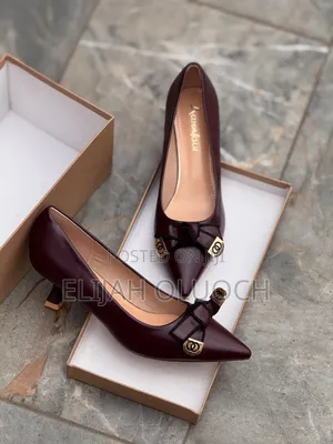High Quality Leather (Aron Fairy) Closed Heel
