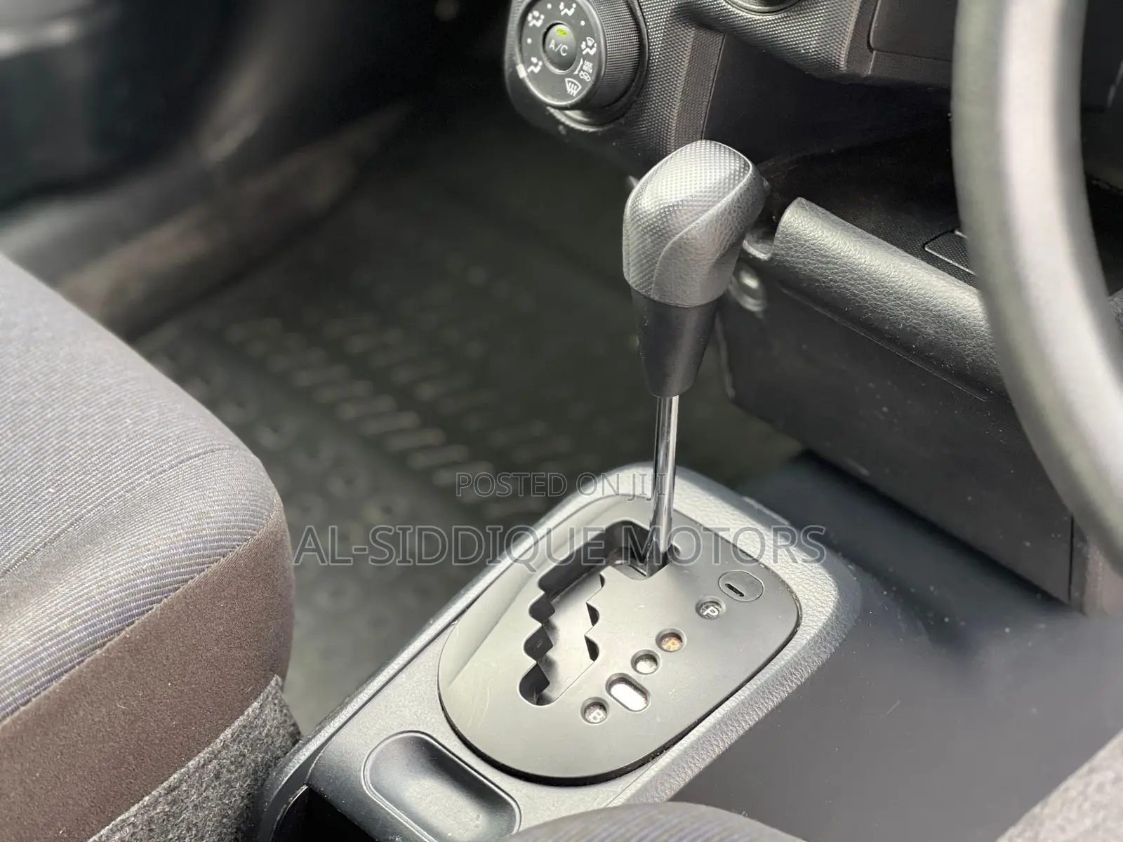 Mazda Familia 2021 Silver
