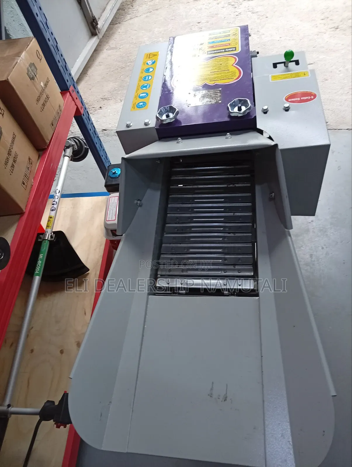 High-Speed Forage Processing Machine With 7.5hp Petrol Engine