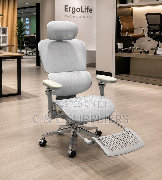 White Mesh Ergonomic Chair With Footrest - thumbnail 6