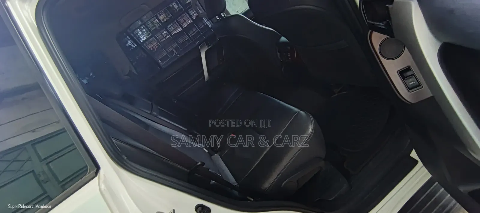 Toyota Land Cruiser Prado 2018 White