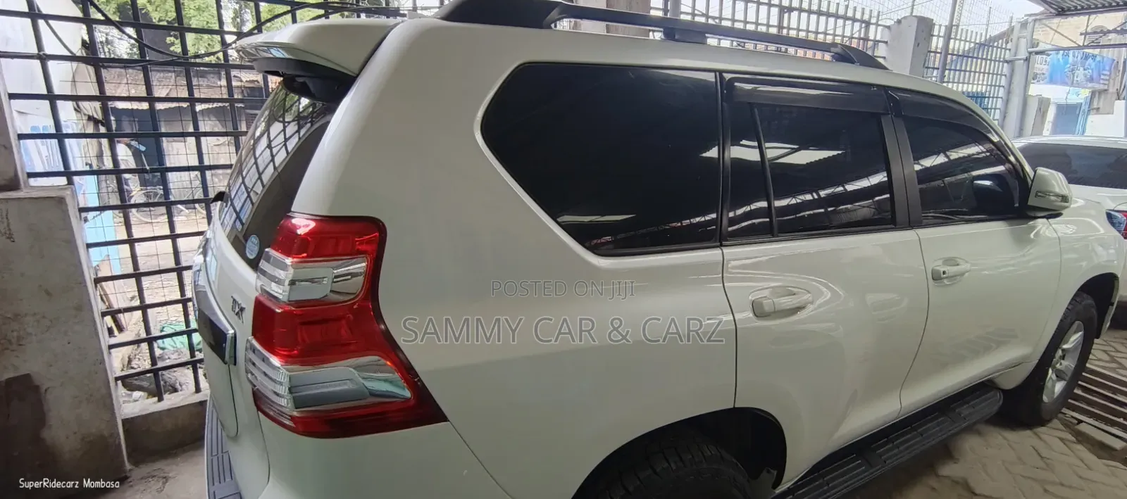 Toyota Land Cruiser Prado 2018 White