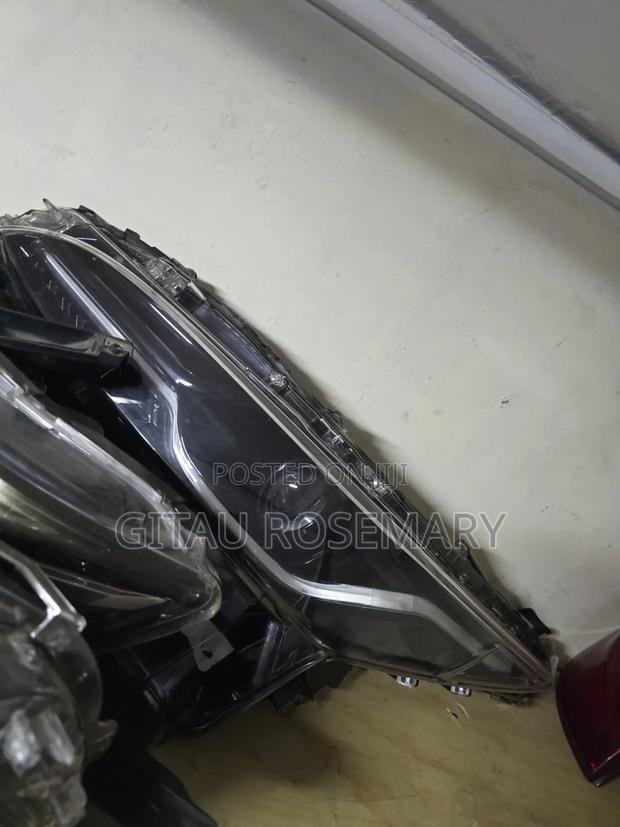Headlight Fortuner - thumbnail 2