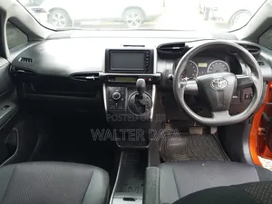 Toyota Wish 2016