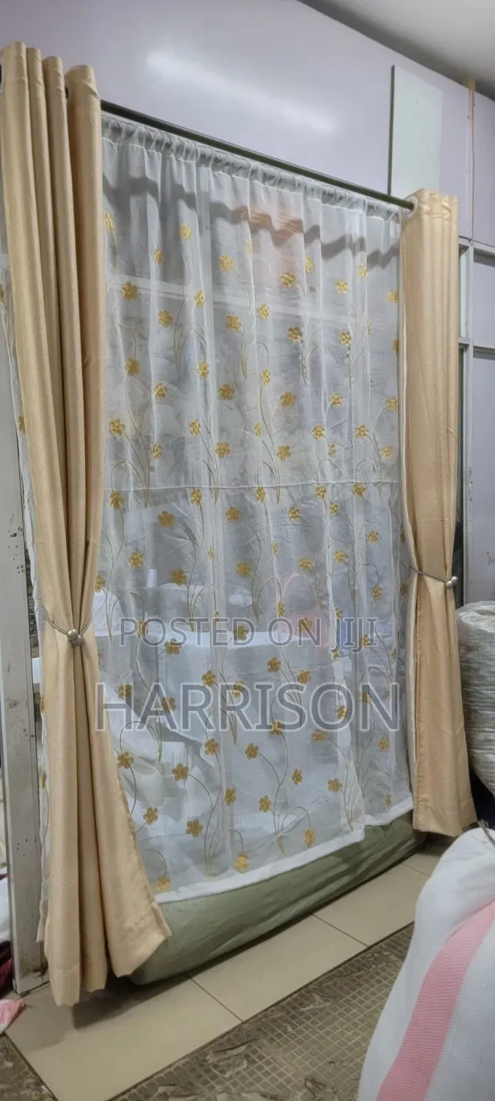 Plain Curtains With Shears