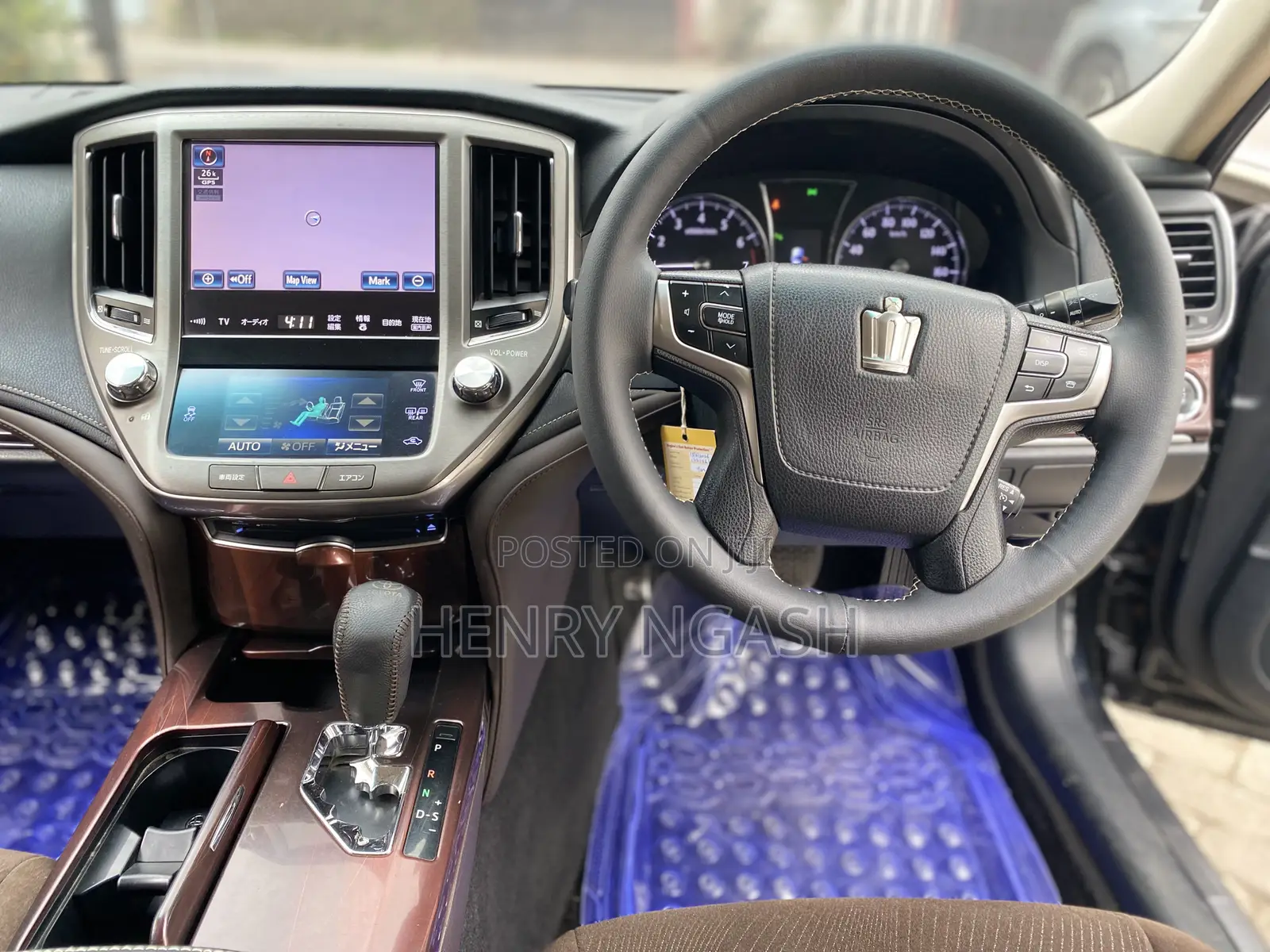 Toyota Crown 2013 Black