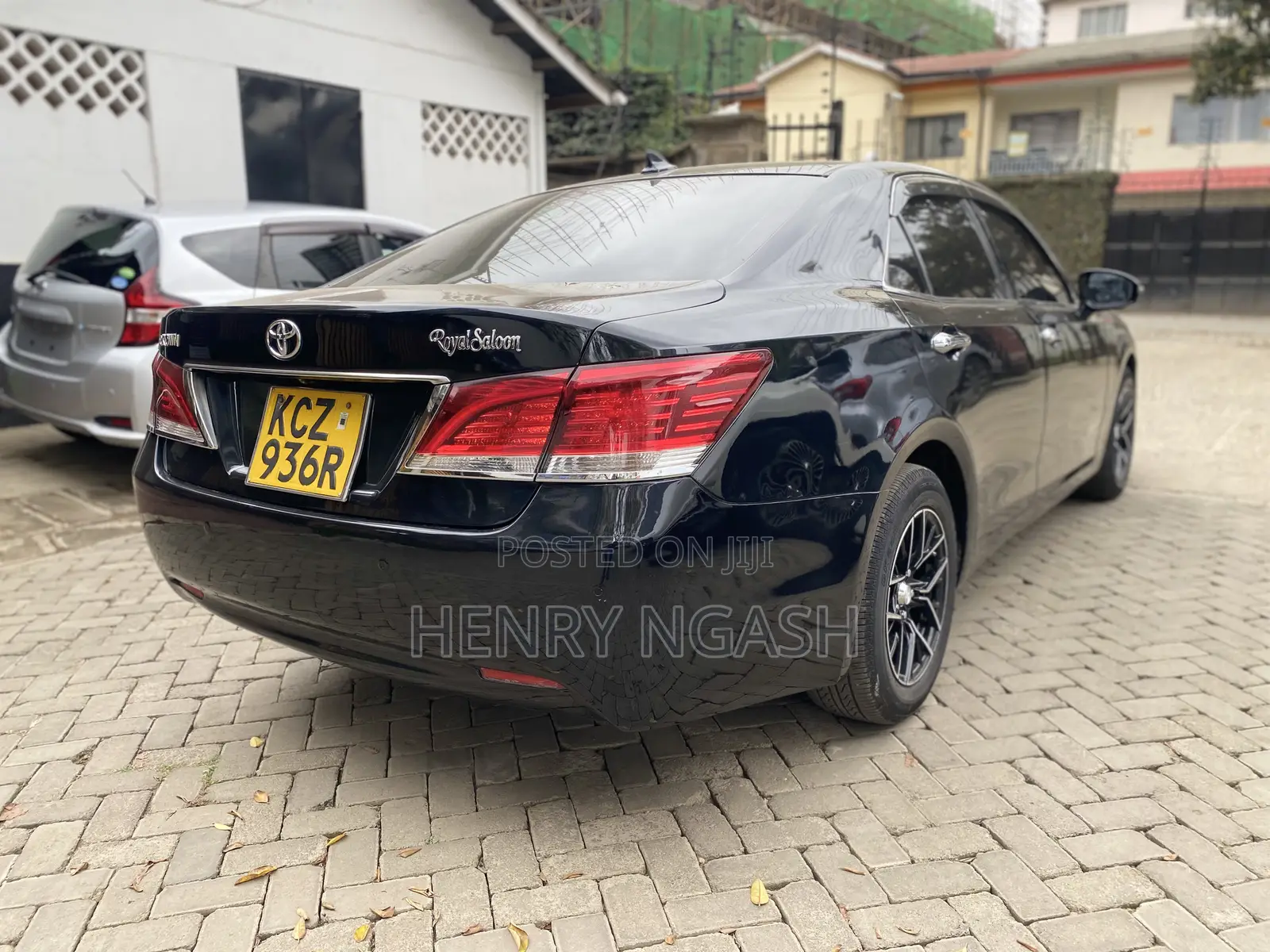 Toyota Crown 2013 Black