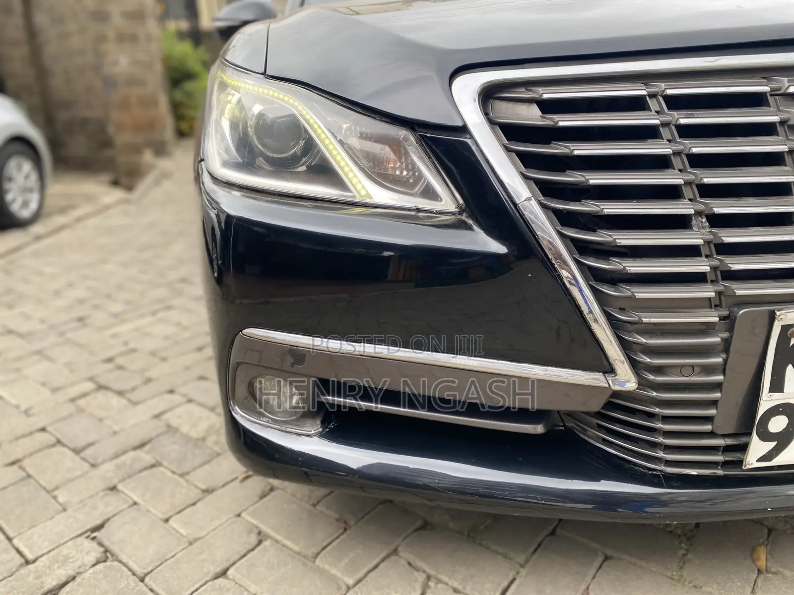 Toyota Crown 2013 Black
