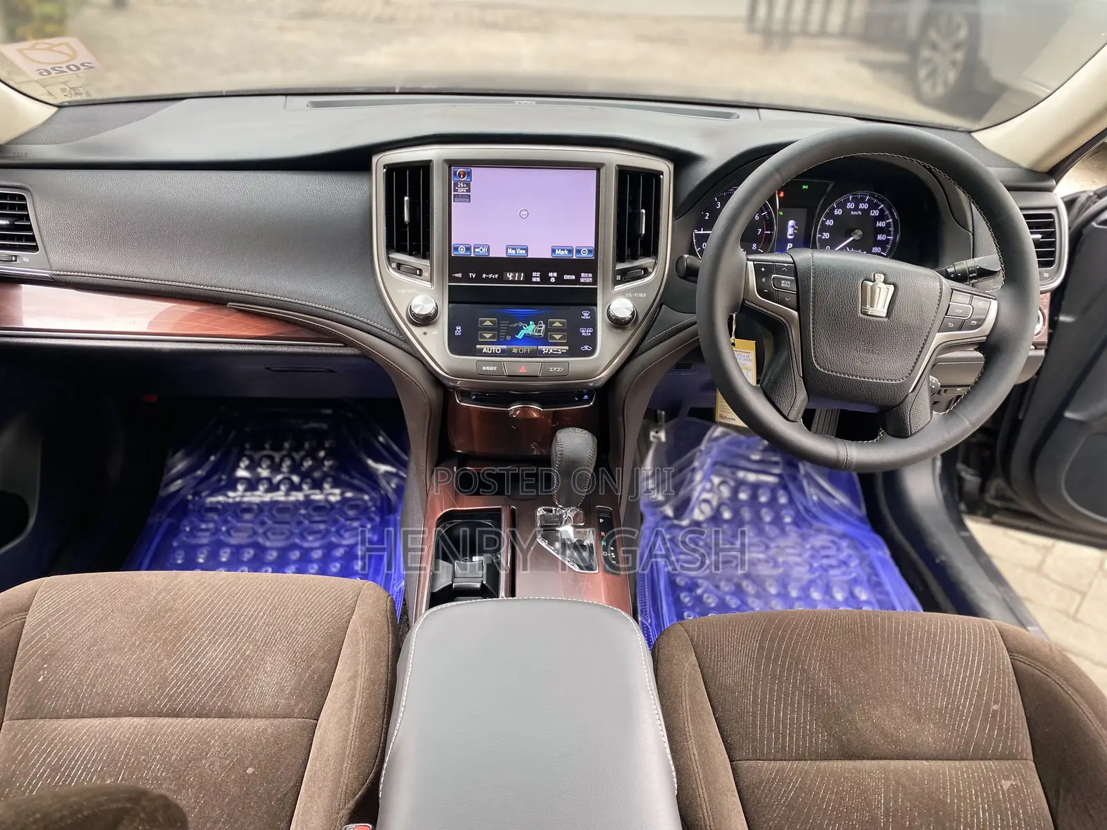 Toyota Crown 2013 Black
