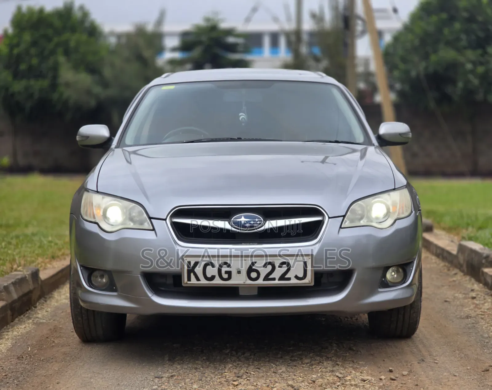 Subaru Legacy 2009 Silver