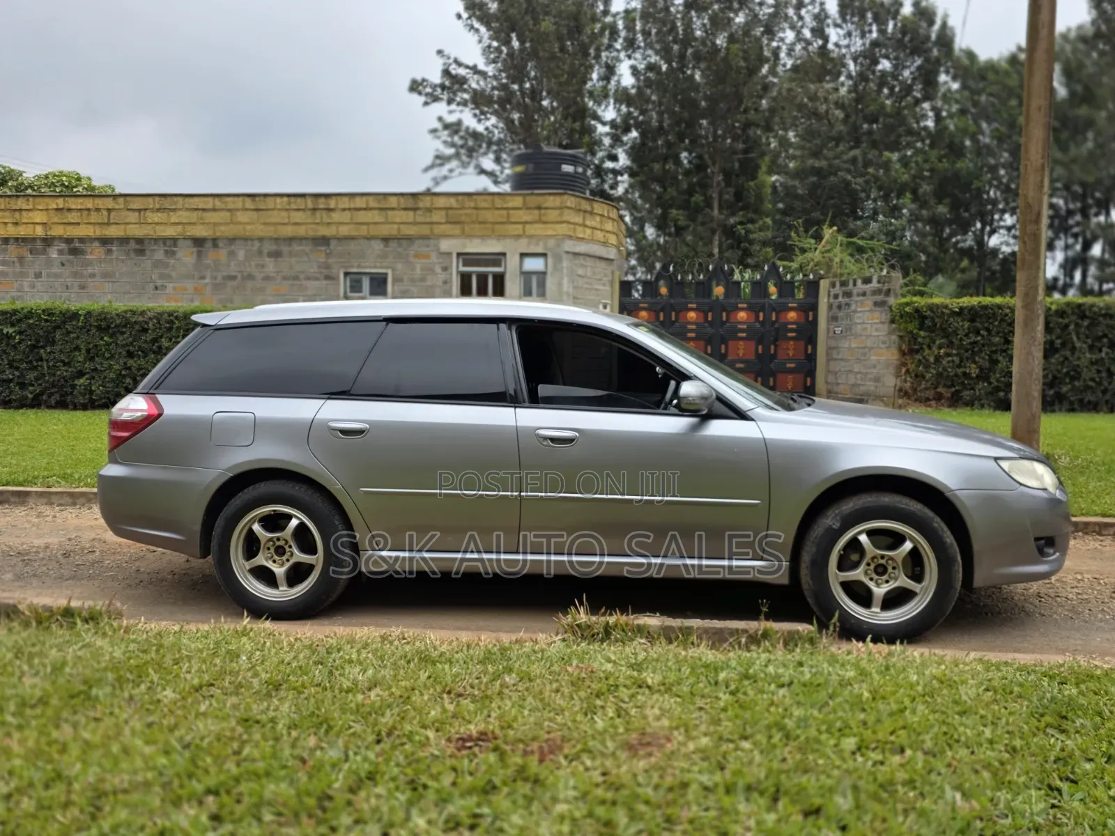 Subaru Legacy 2009 Silver