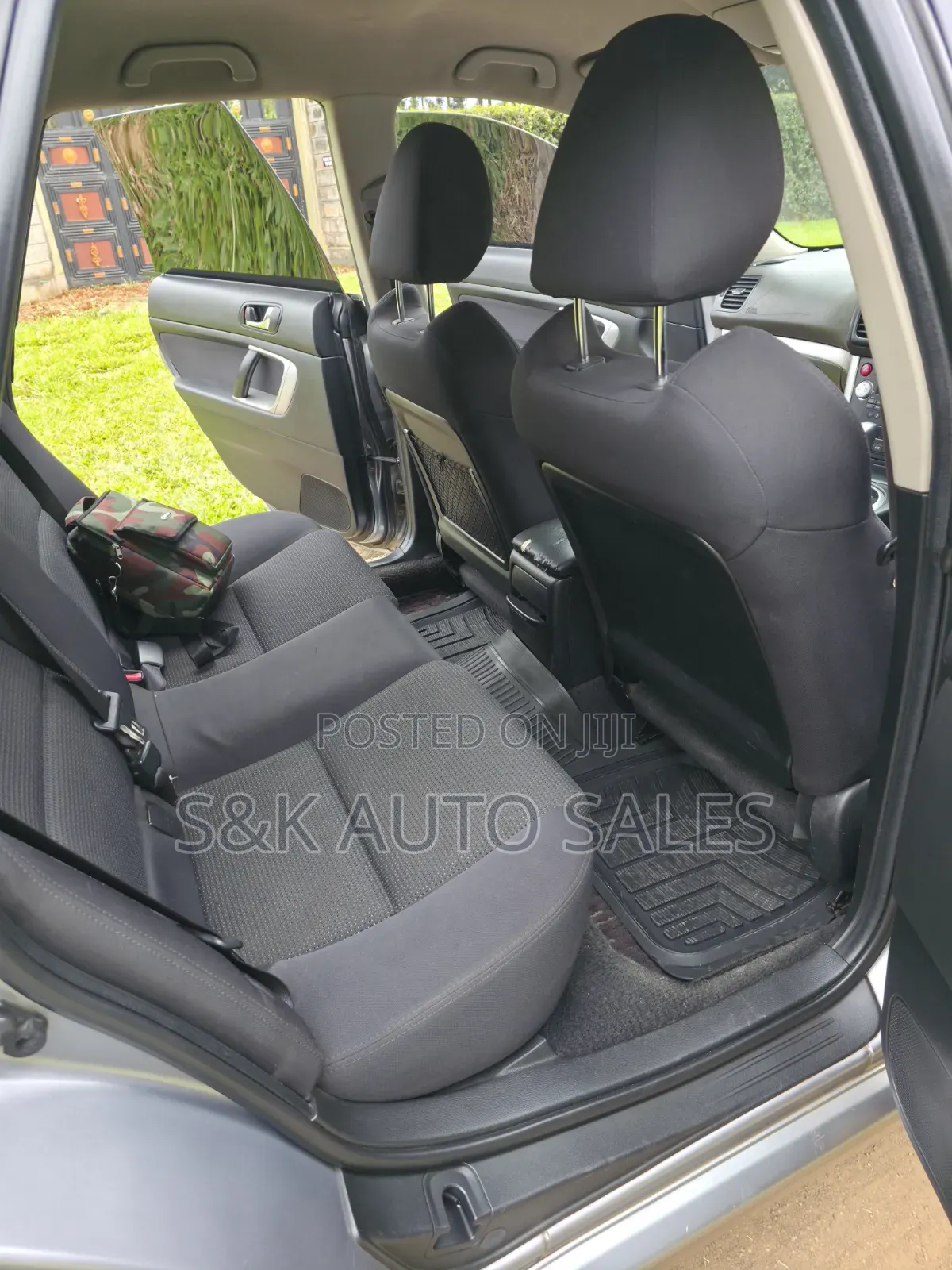 Subaru Legacy 2009 Silver