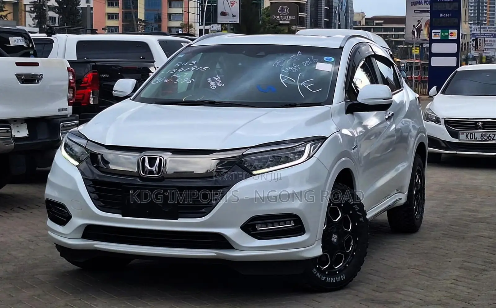 Honda Vezel 2019 White