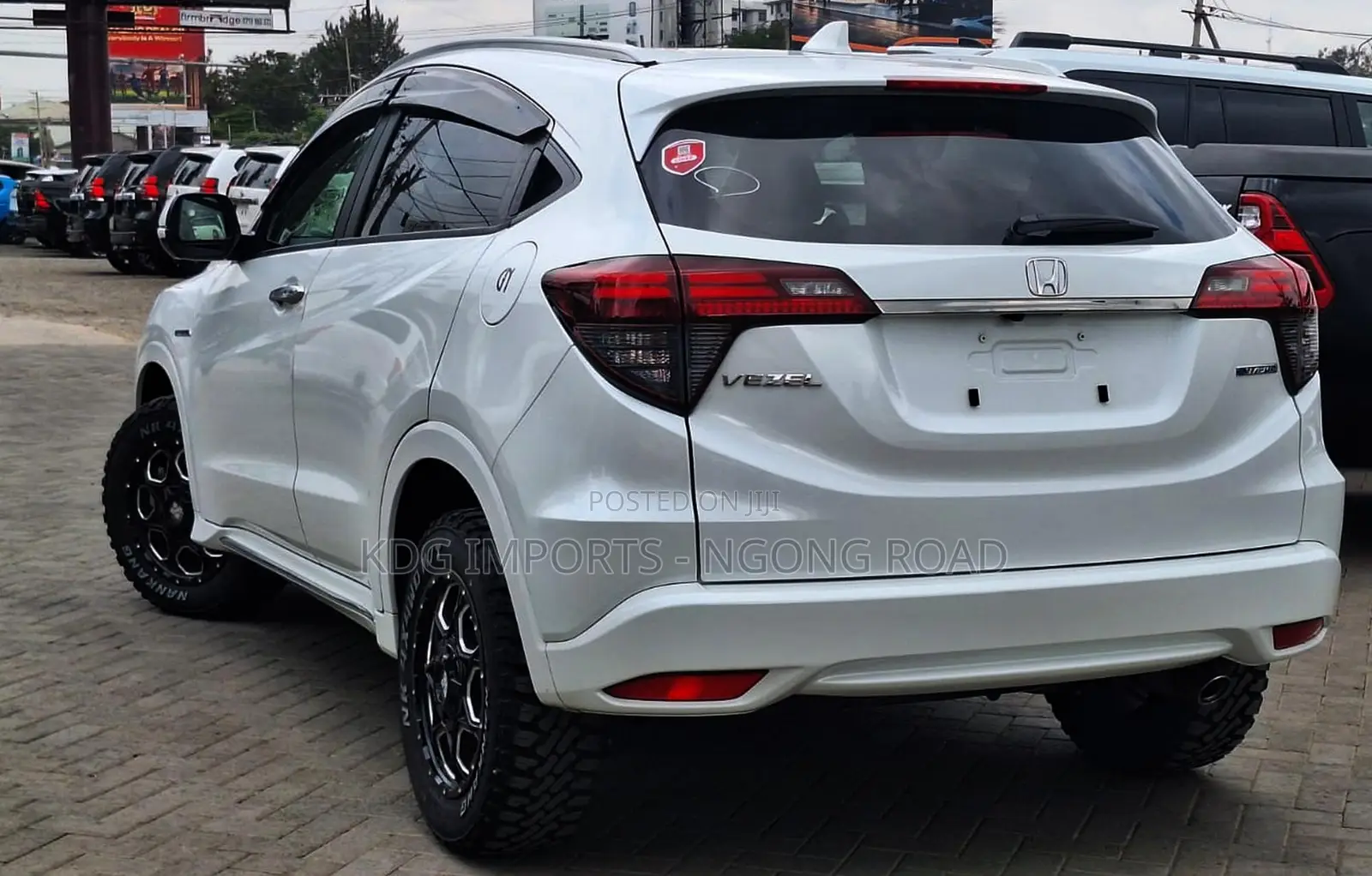 Honda Vezel 2019 White