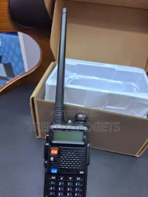 Baofeng Uv-5r Handheld Transceiver Long Range Walkie Talkie
