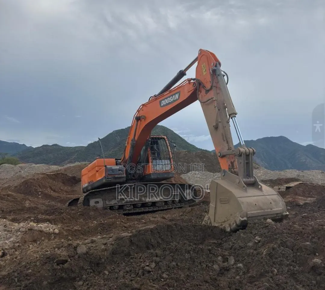 Doosan 225