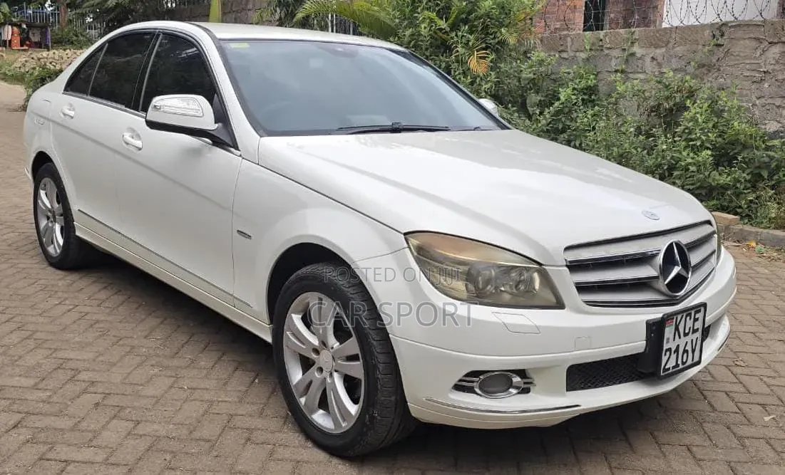Mercedes-Benz C200 2008 White