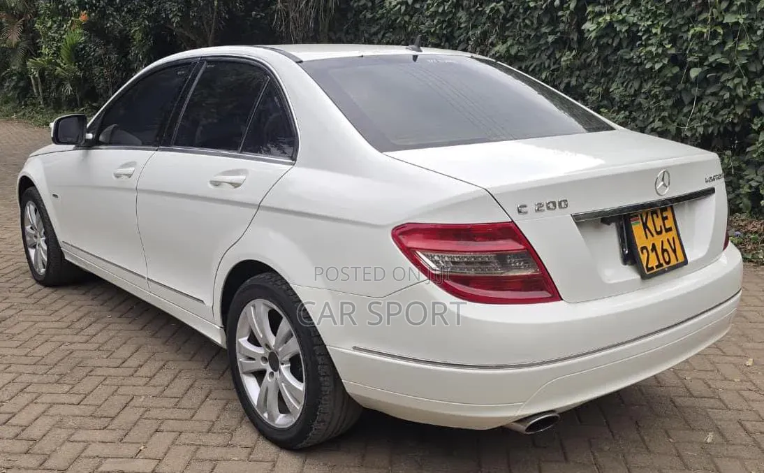 Mercedes-Benz C200 2008 White
