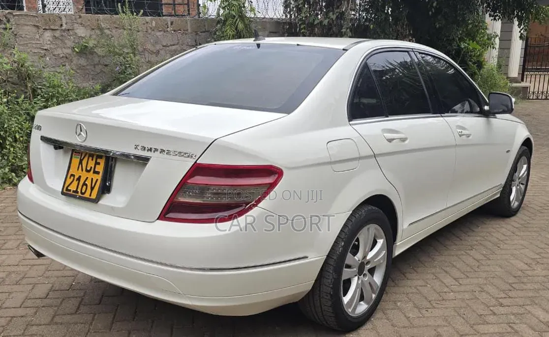 Mercedes-Benz C200 2008 White