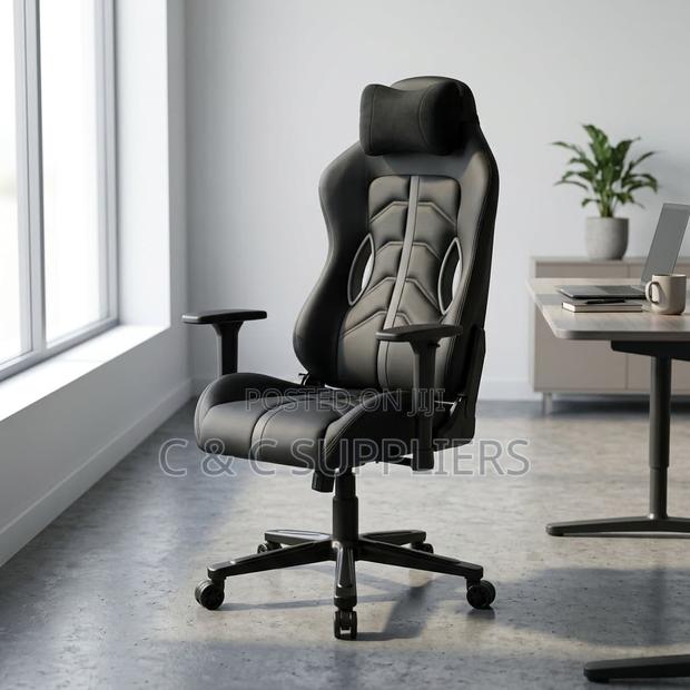 Executive Leather Gaming Chair. - thumbnail 3